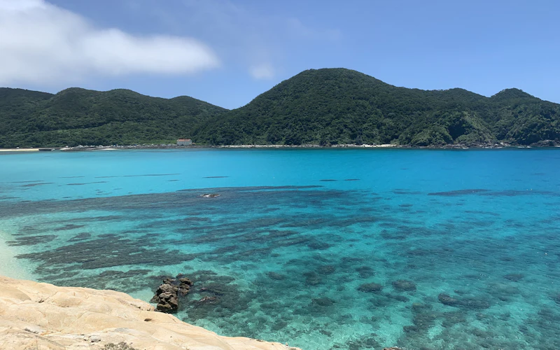 沖縄の青い海